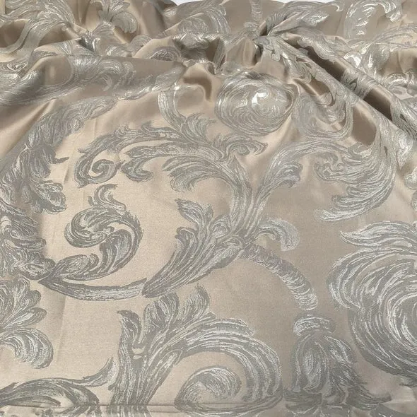 Florence Jacquard Table Runner in Silver and Grey