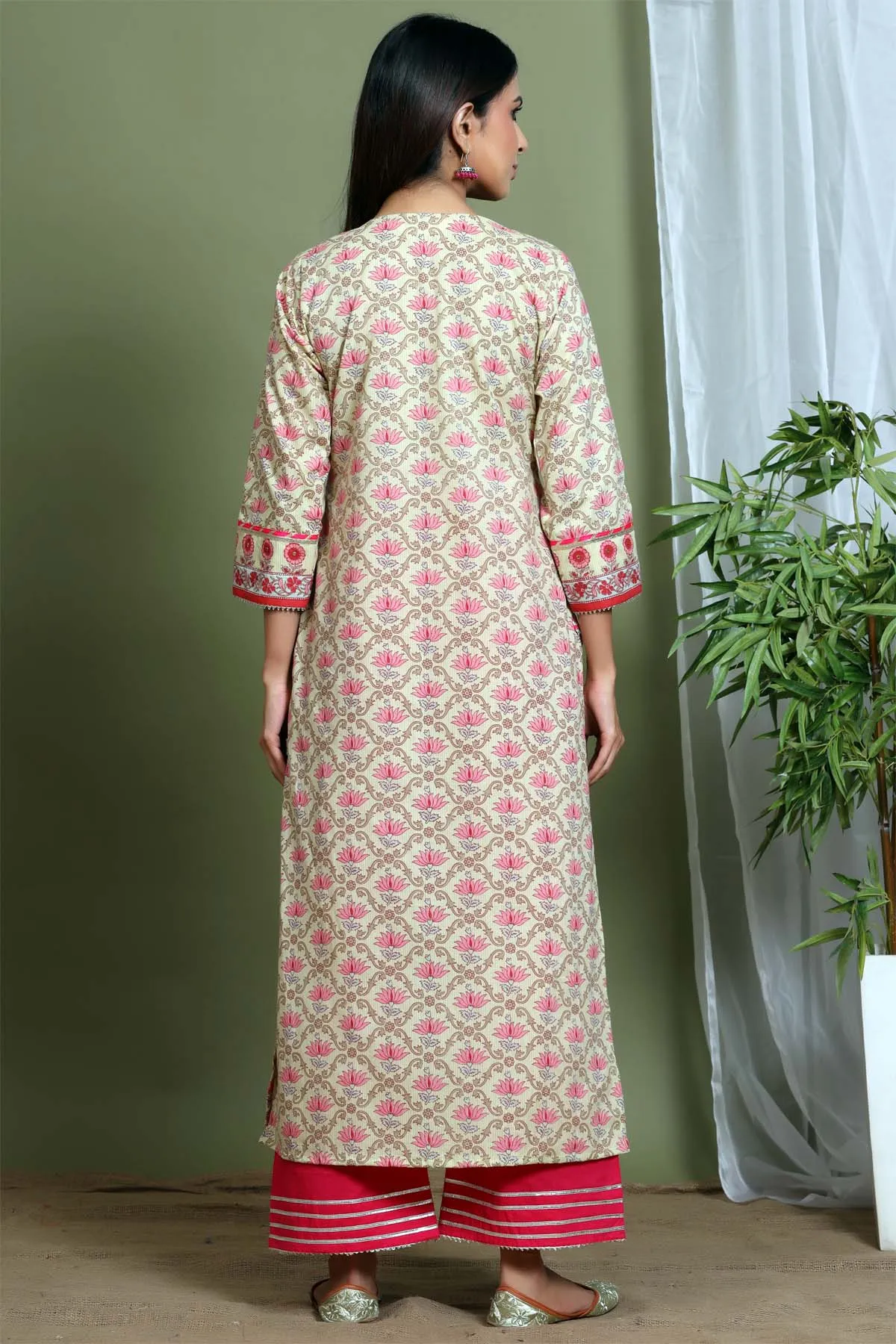 Long length straight fit kurta in olive green