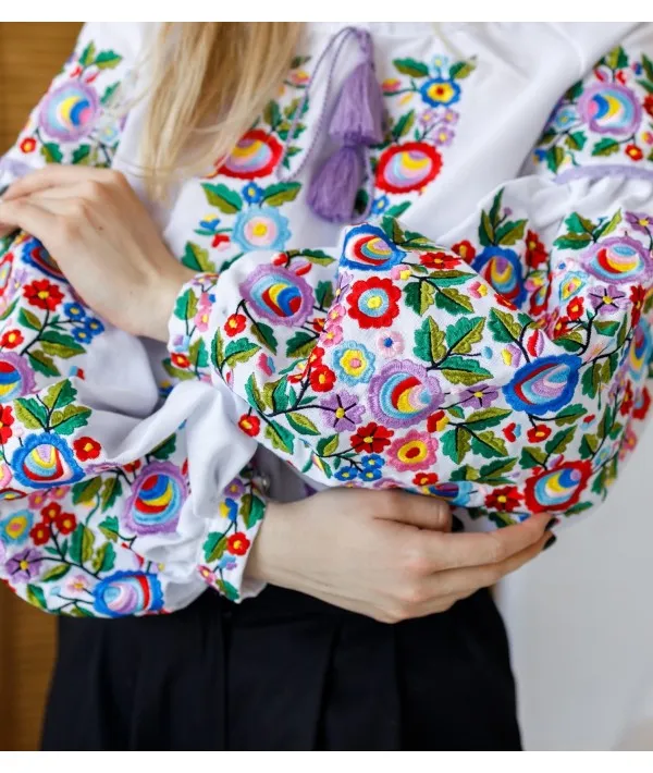 Women's embroidered blouse Bukovyna Flowers