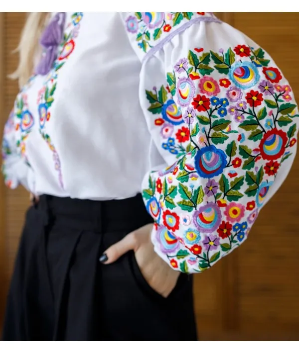Women's embroidered blouse Bukovyna Flowers
