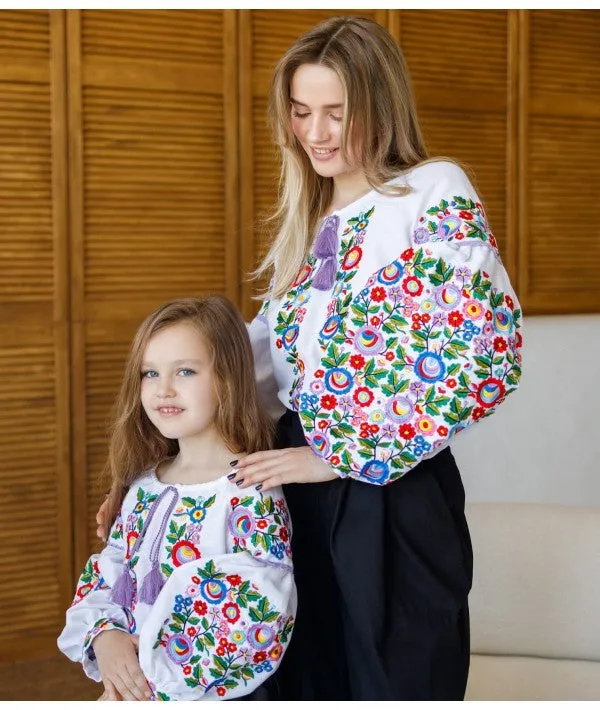Women's embroidered blouse Bukovyna Flowers